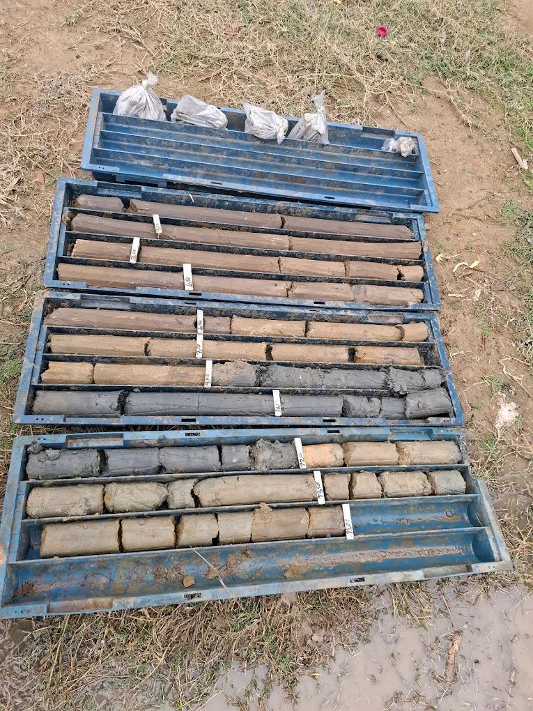 Karot numuneleri koleksiyonu